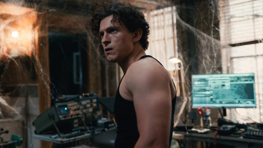 Tom Holland Reveals Biggest Difference Between Nolan’s The Odyssey & Spider-Man Sets image