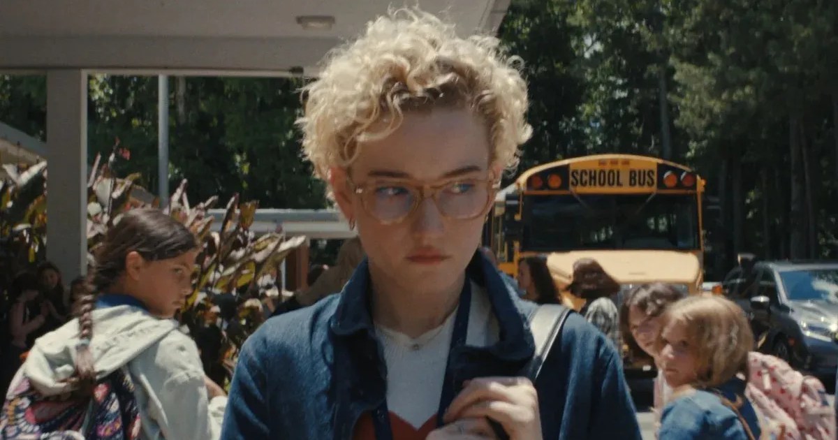 After Supergirl, Craig Gillespie Unites With Julia Garner for New Sex-and-Murder Thriller