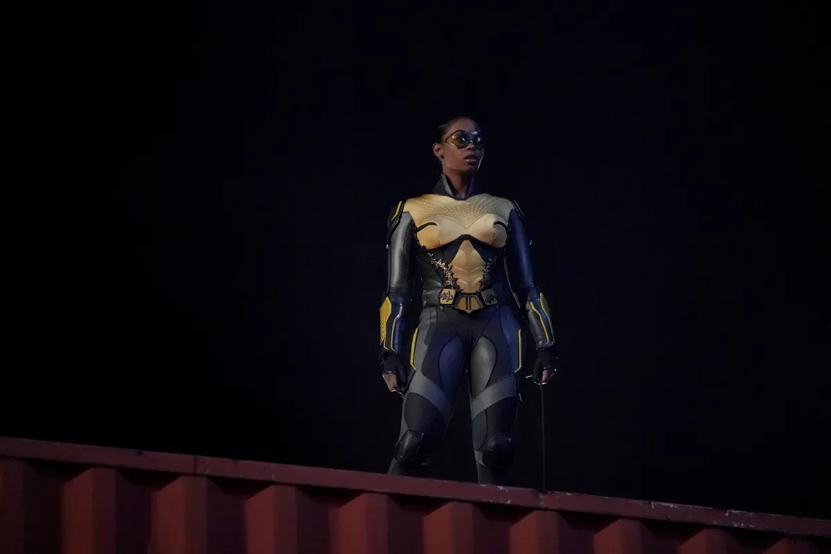 BLACK LIGHTNING