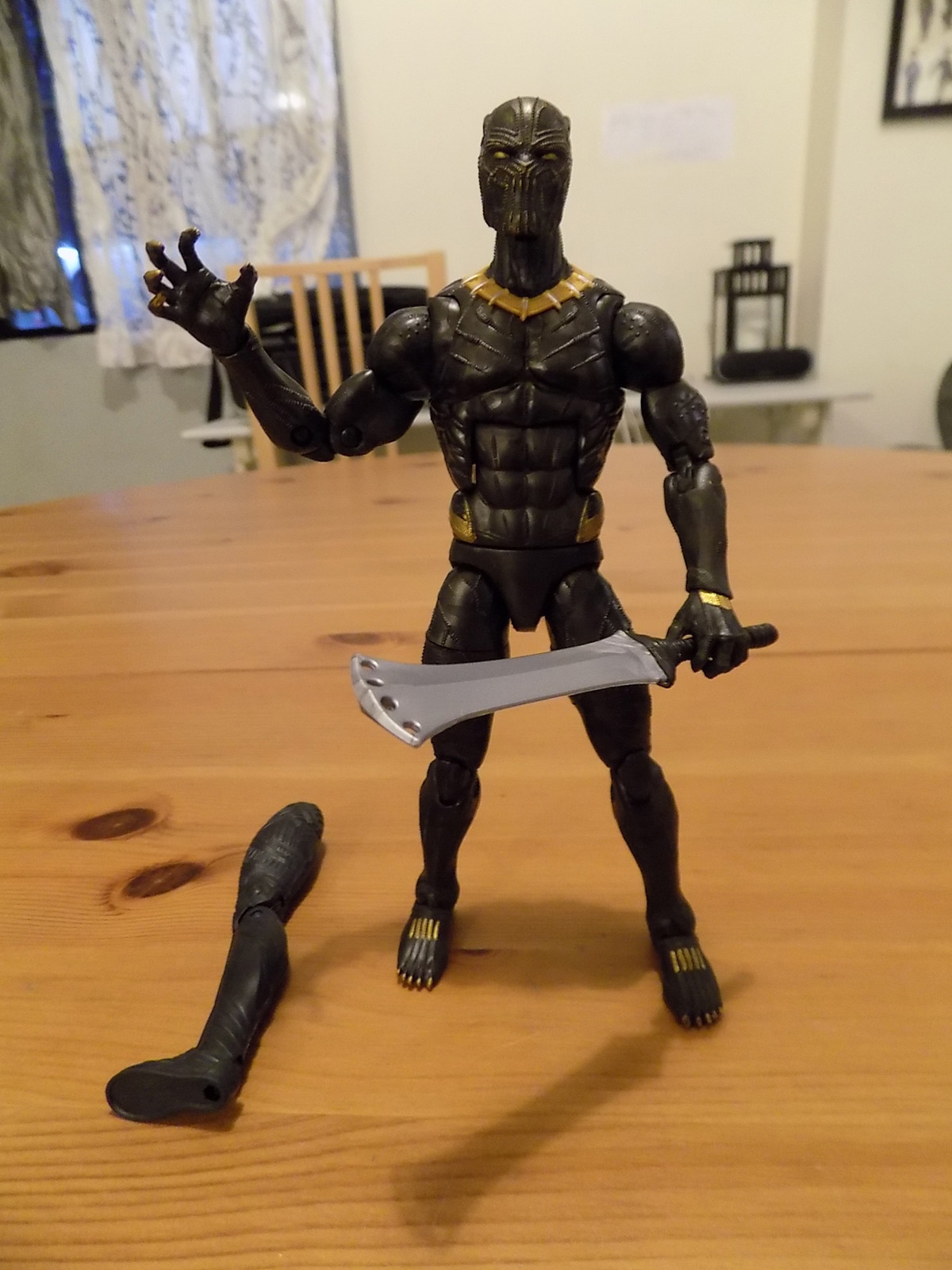 Black Panther Marvel Legends Unboxing