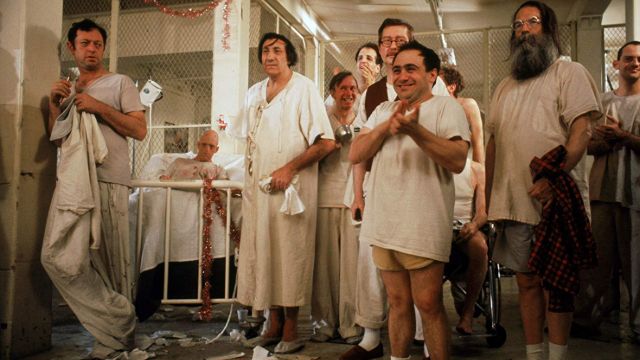 One Flew Over the Cuckoo's Nest (1975)
