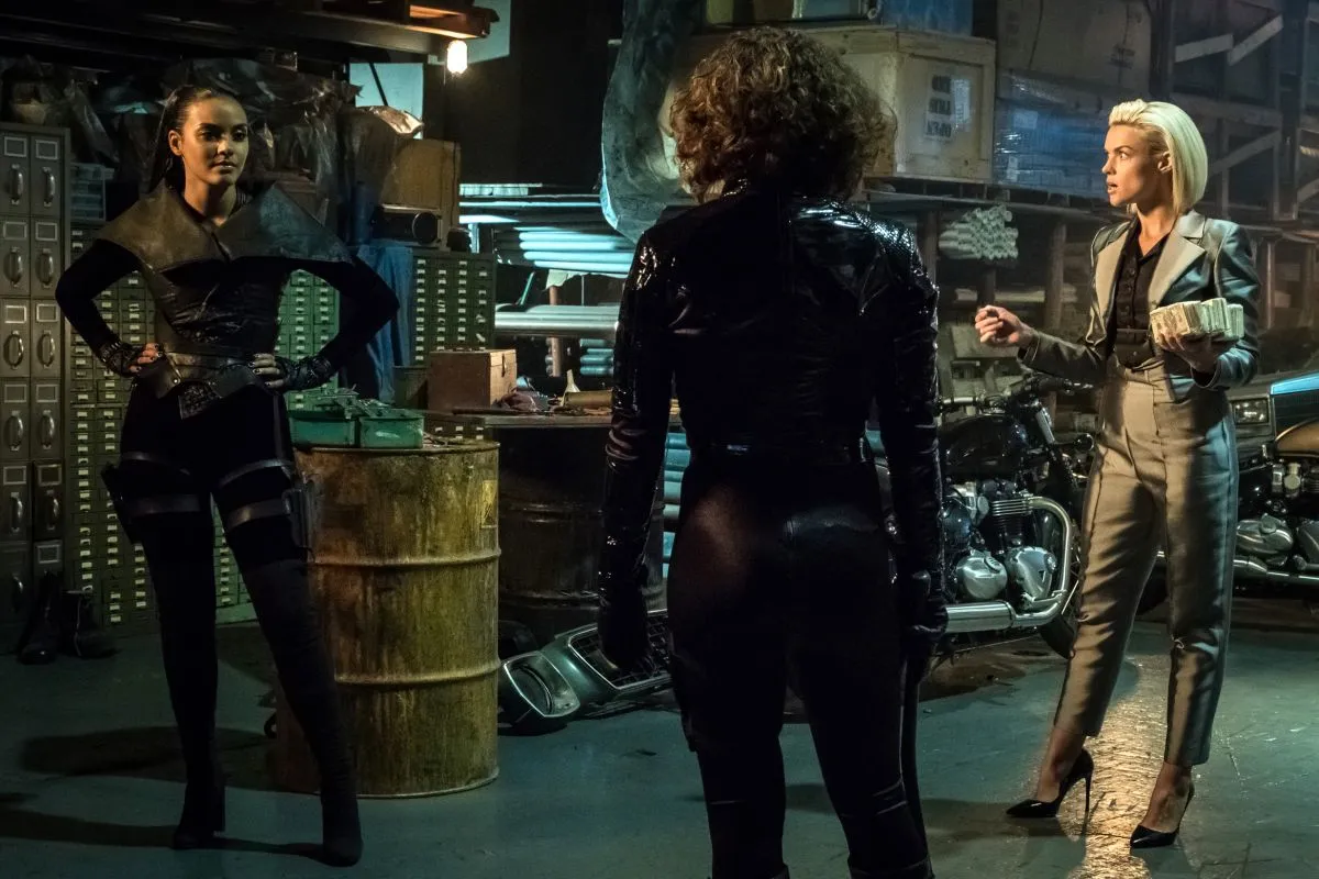GOTHAM: L-R: Jessica Lucas and Erin Richards in the âA Dark Knight: A Day in the Narrowsâ episode of GOTHAM airing Thursday, Nov. 2 (8:00-9:01 PM ET/PT) on FOX. Â©2017 Fox Broadcasting Co. Cr: Jeff Neumann/FOX
