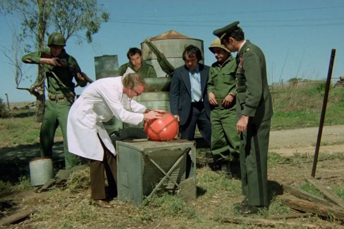Attack of the Killer Tomatoes (1978)