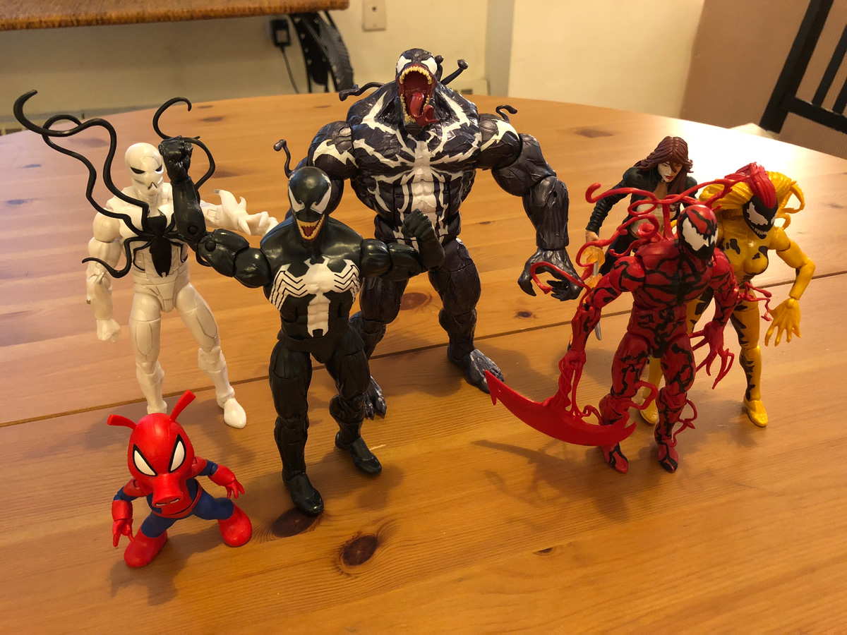 Hasbro Marvel Legends Venom Set