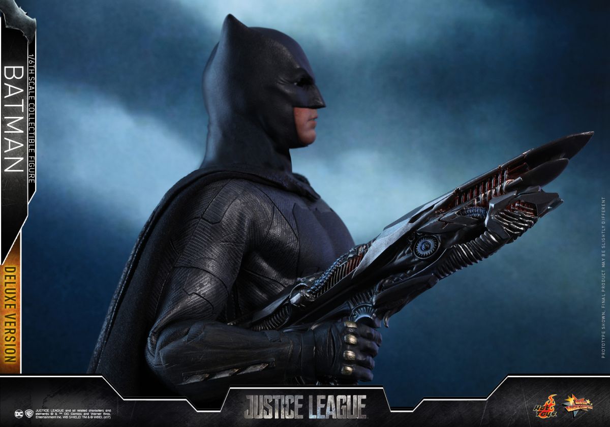 Justice League Batman Hot Toy (Deluxe)