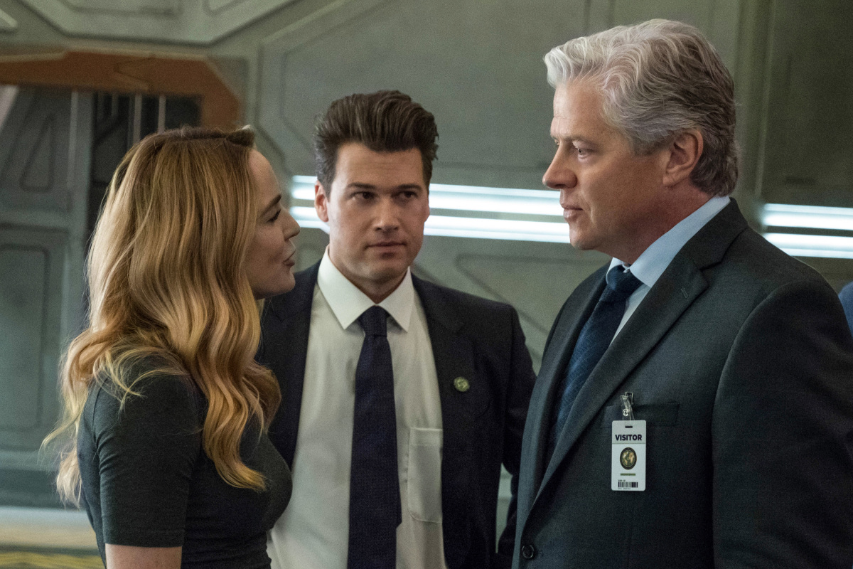DC'S LEGENDS OF TOMORROW