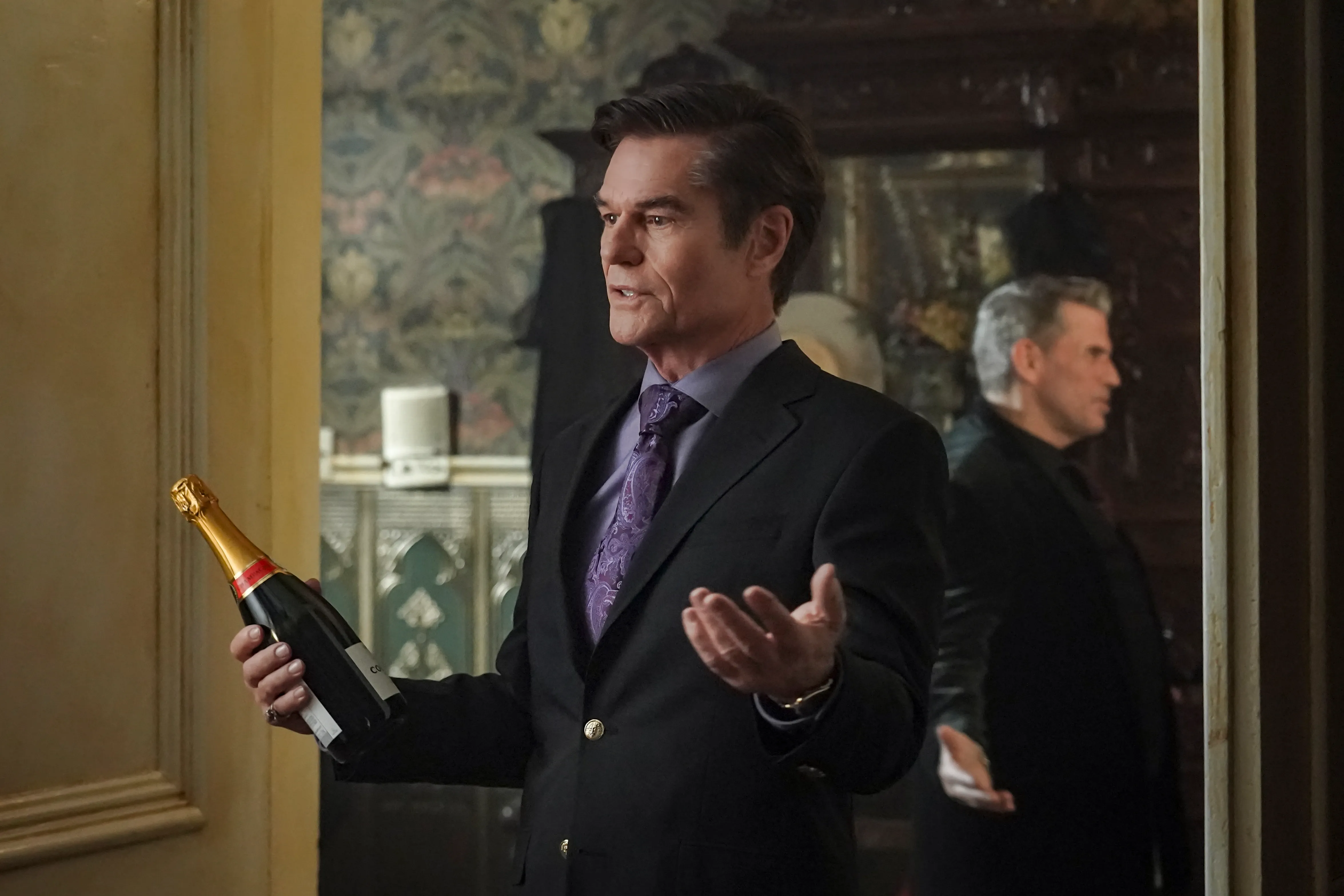 Harry Hamlin as Cortland Mayfair - Mayfair Witches _ Season 1, Episode 4 - Photo Credit: Alfonso Bresciani/AMC