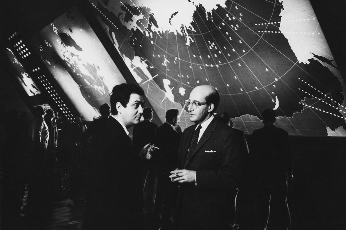 Dr. Strangelove or: How I Learned to Stop Worrying and Love the Bomb (1963)